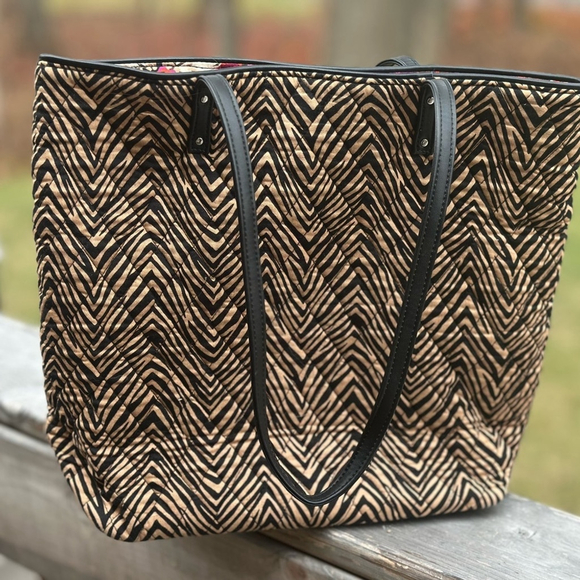 Vera Bradley Black Tan Zig Zag Day Tote Bag - Picture 2 of 7